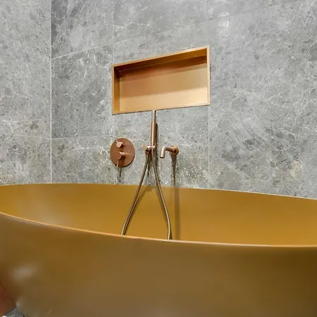 Amazing Caire Montorgueil