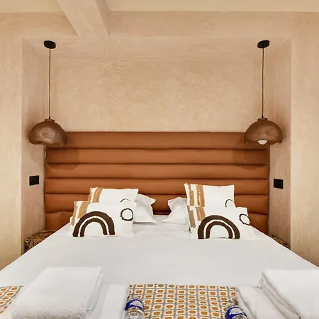 Amazing Caire Montorgueil